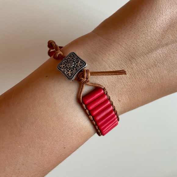 Plunder - Alexis Kate Red Bead Bracelet - Picture 4 of 4